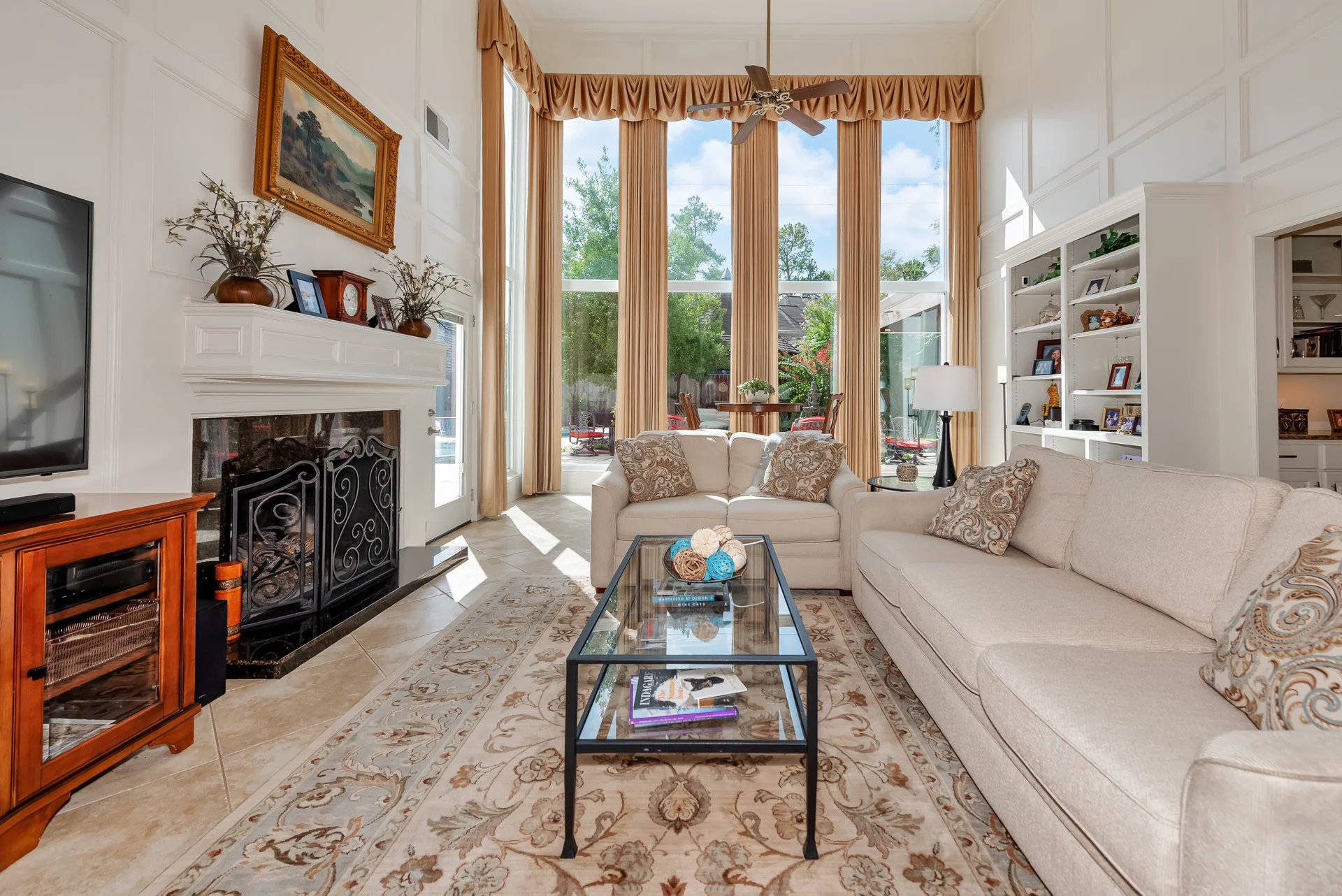 Selling a House With Tenants: 7 Reasons to Keep Showings to a Minimum