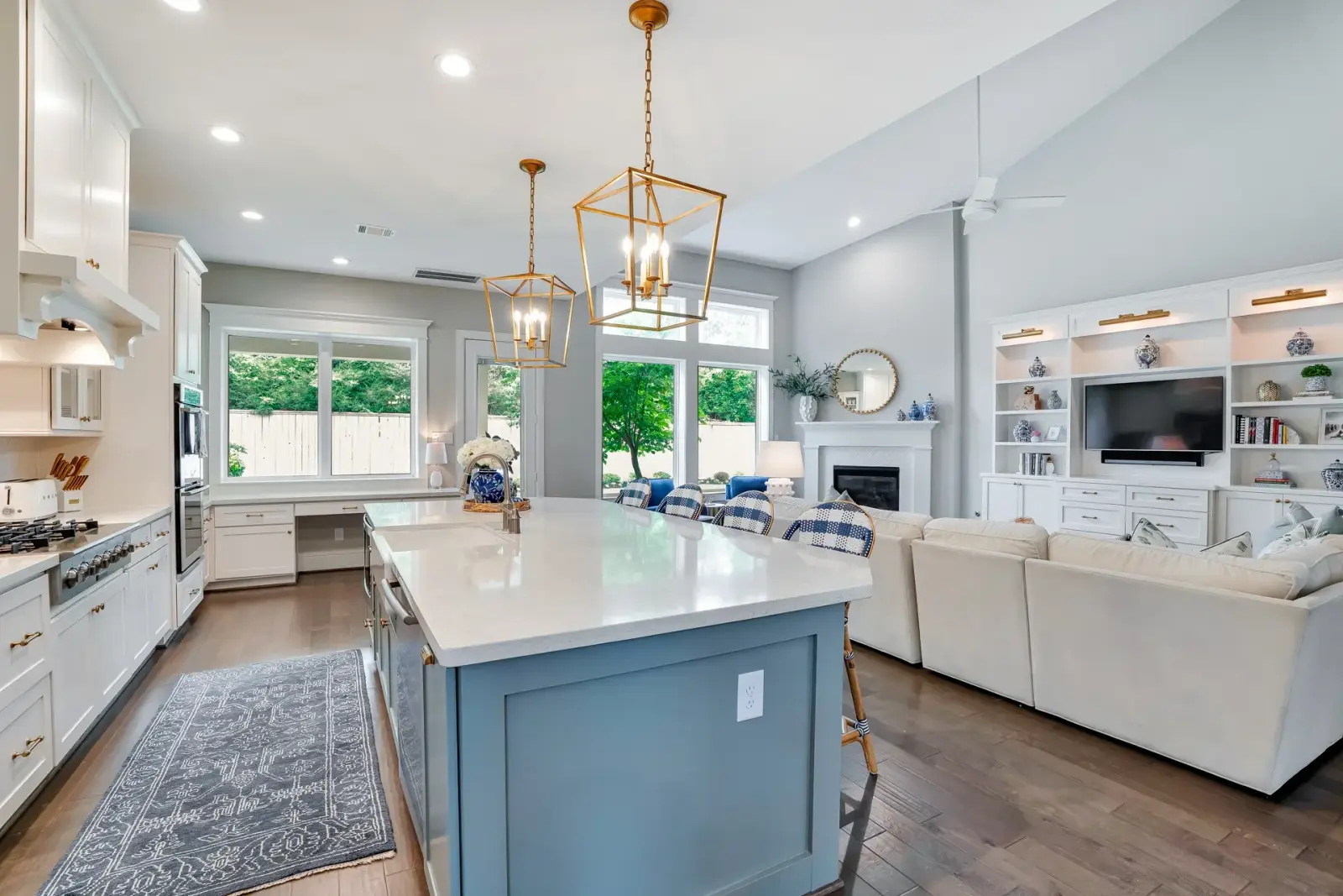 8 Reasons You Need Professional Real Estate Listing Photos